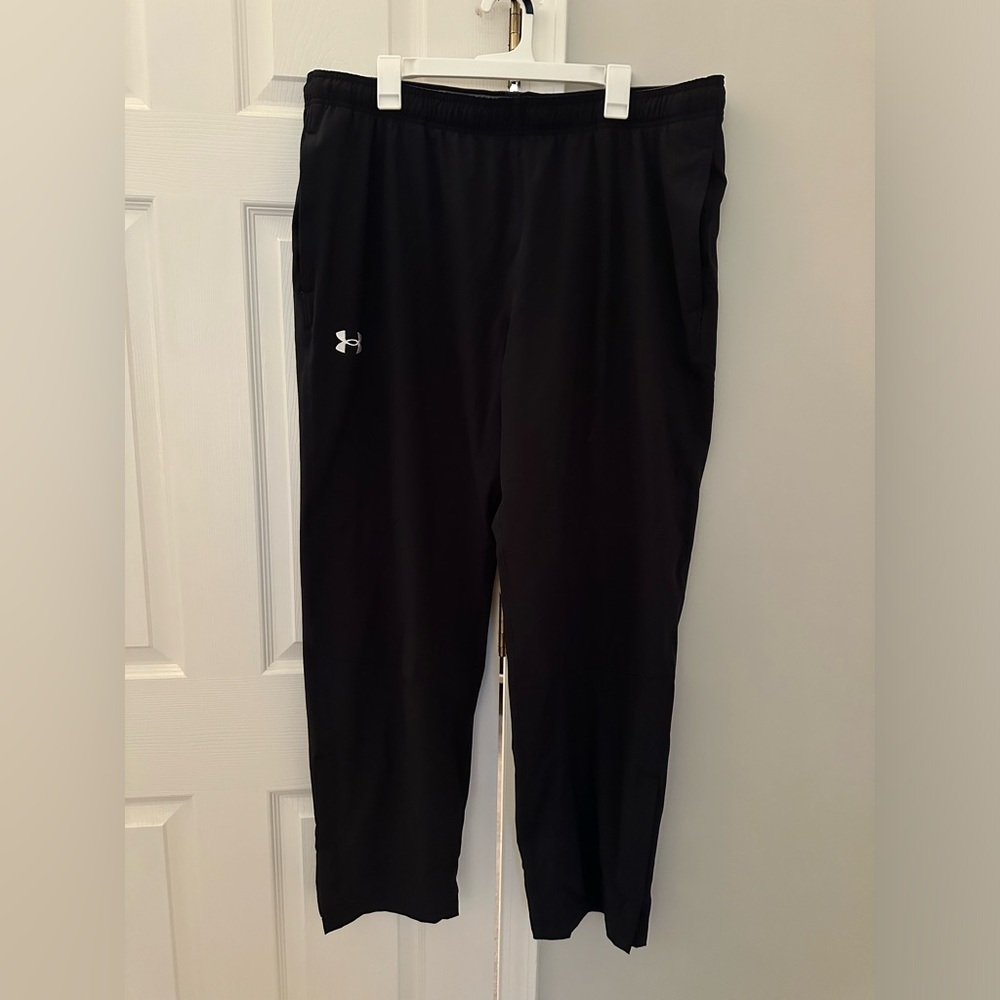 NWOT Men’s Black Under Armour 2XL Athletic Pants